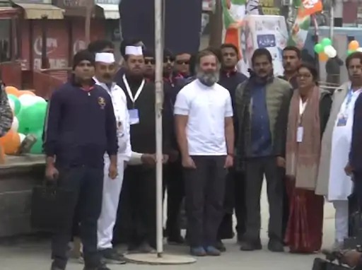 राहुल ने श्रीनगर के लाल चौक में फहराया तिरंगा एक दिन पहले ही ख़त्म  यात्रा