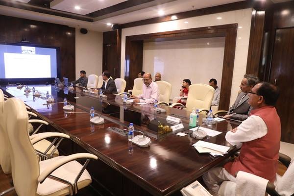 सीएम का ऐलान सिंगल क्लिक से की जयेगी 80 लाख किसानो के खाते में राशि अंतरित 