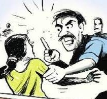 ग्वालियर किला घूमने आई छात्र से मारपीट वीडियो हुआ वायरल 